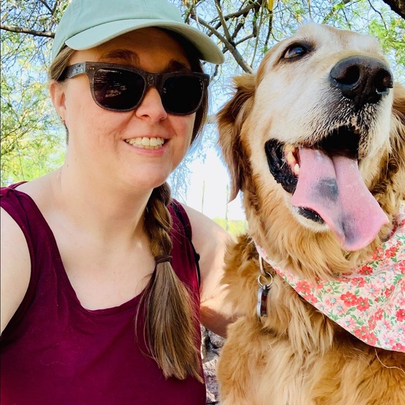 Meet your Posher, Jennifer - Picture 3 of 3